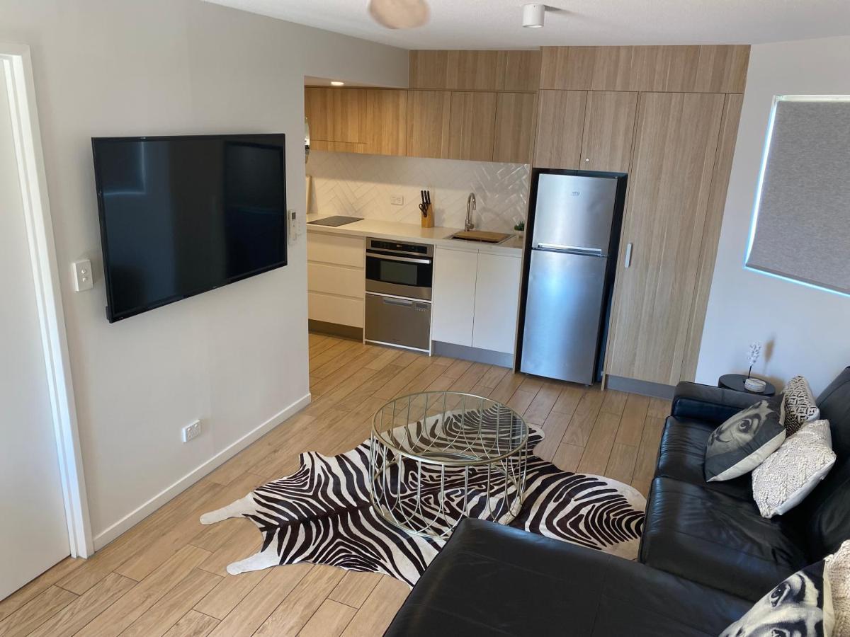 License To Chill • Couple'S Escape In Mooloolaba Apartment Exterior photo