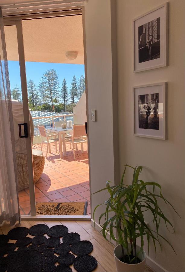 License To Chill • Couple'S Escape In Mooloolaba Apartment Exterior photo